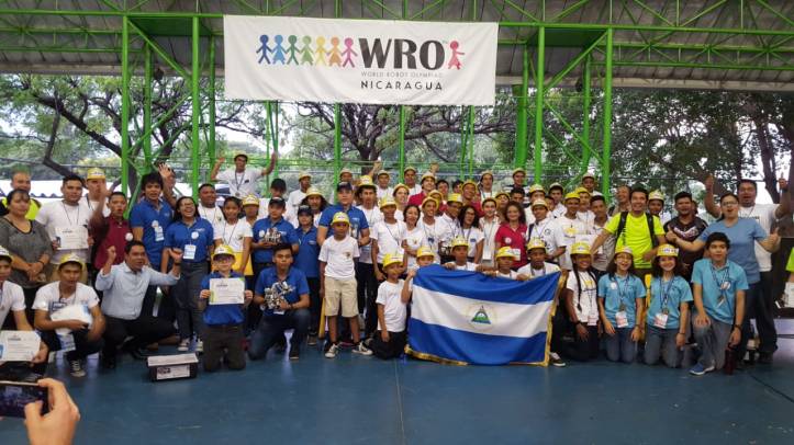 Olimpiada de robótica incentivando la creatividad e innovación en nuestra juventud.