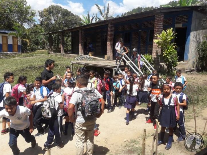 Los cadejos1 nota nicawomantech