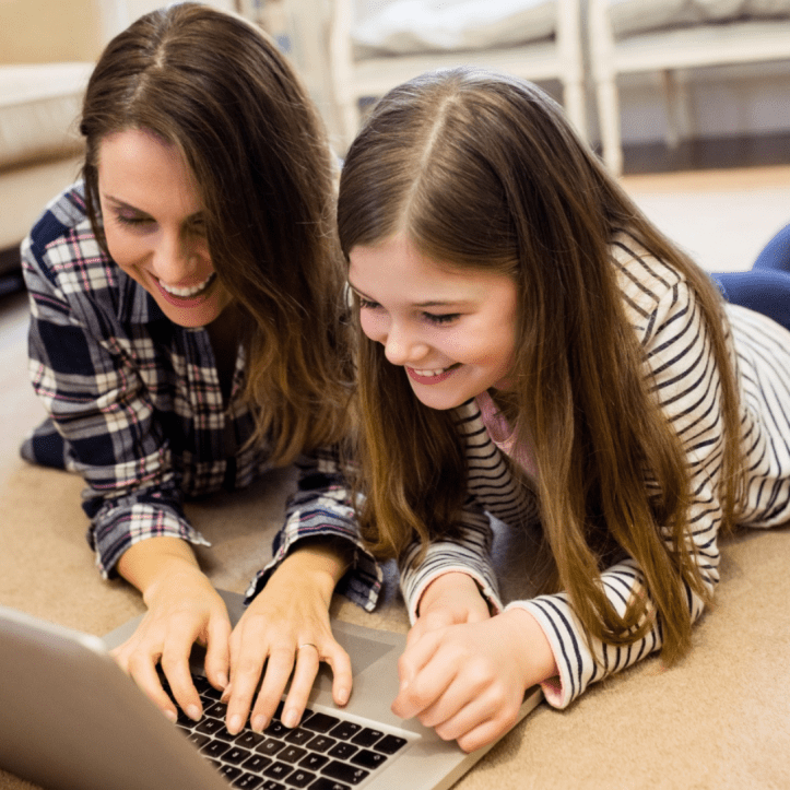 La revolución tecnológica en la maternidad: madres nos comparten cómo utilizan la tecnología para hacer frente a sus múltiples roles