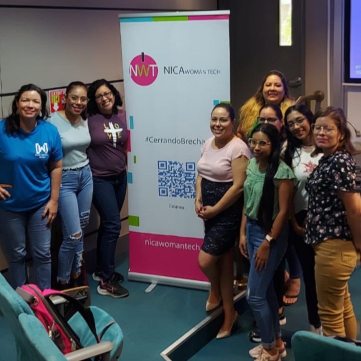 2023: Un agradecimiento al voluntariado para Empoderar a Niñas y Mujeres en  tecnología