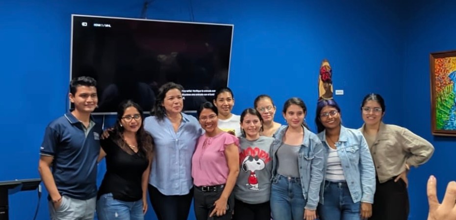 parte de los participantes a la masterclass de catalogos digitales