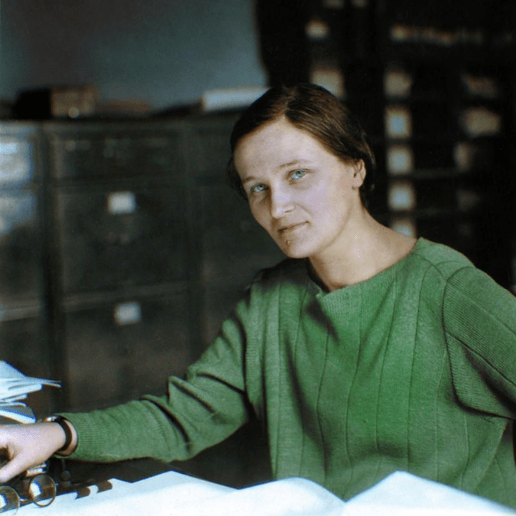 Cecilia Payne: Pionera que rompió barreras en la ciencia y mostró los secretos de las estrellas